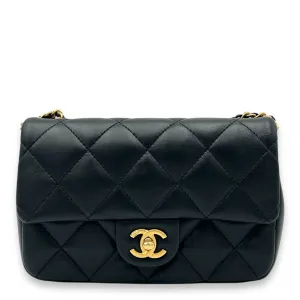 22B Classic Black Crossbody Bag in Lambskin, Gold hardware