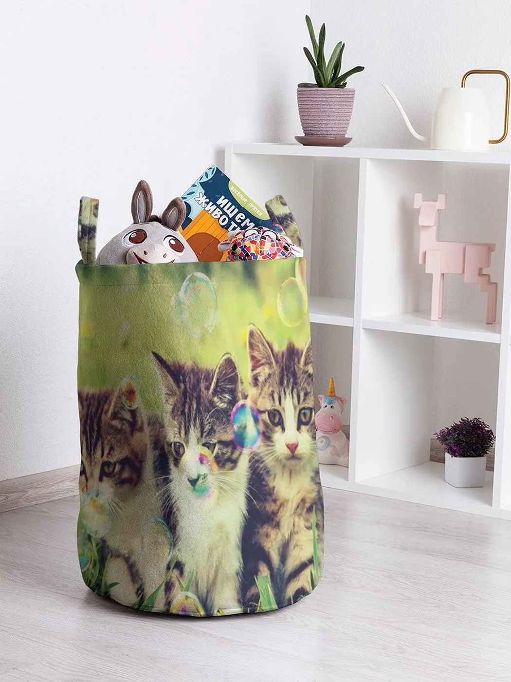 Ambesonne Animal Laundry Bag, Photo of 3 Little Kittens Playing on The Grass Soap Bubbles Spring Season, Hamper Basket with Handle Drawstring Closure for Laundromats, 13" x 19", Apple Green and Cream