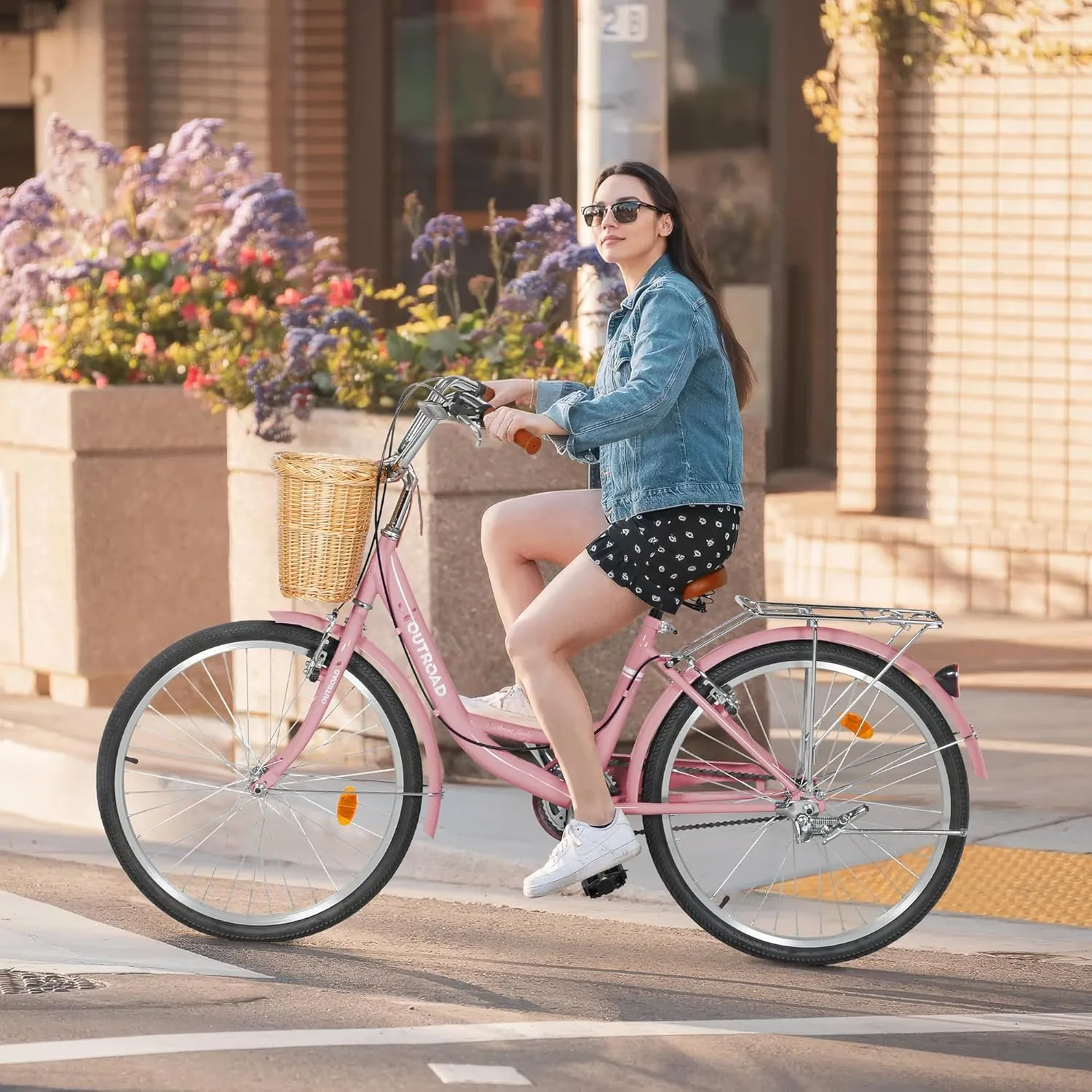 Beach Cruiser Bike for Adult, Womens Bicycle with Rattan Front Basket, 24 & 26 Inch Comfort Bikes with Adjustable Seat and Dual V-Brake (Pink & White & Green & Purple & Black)