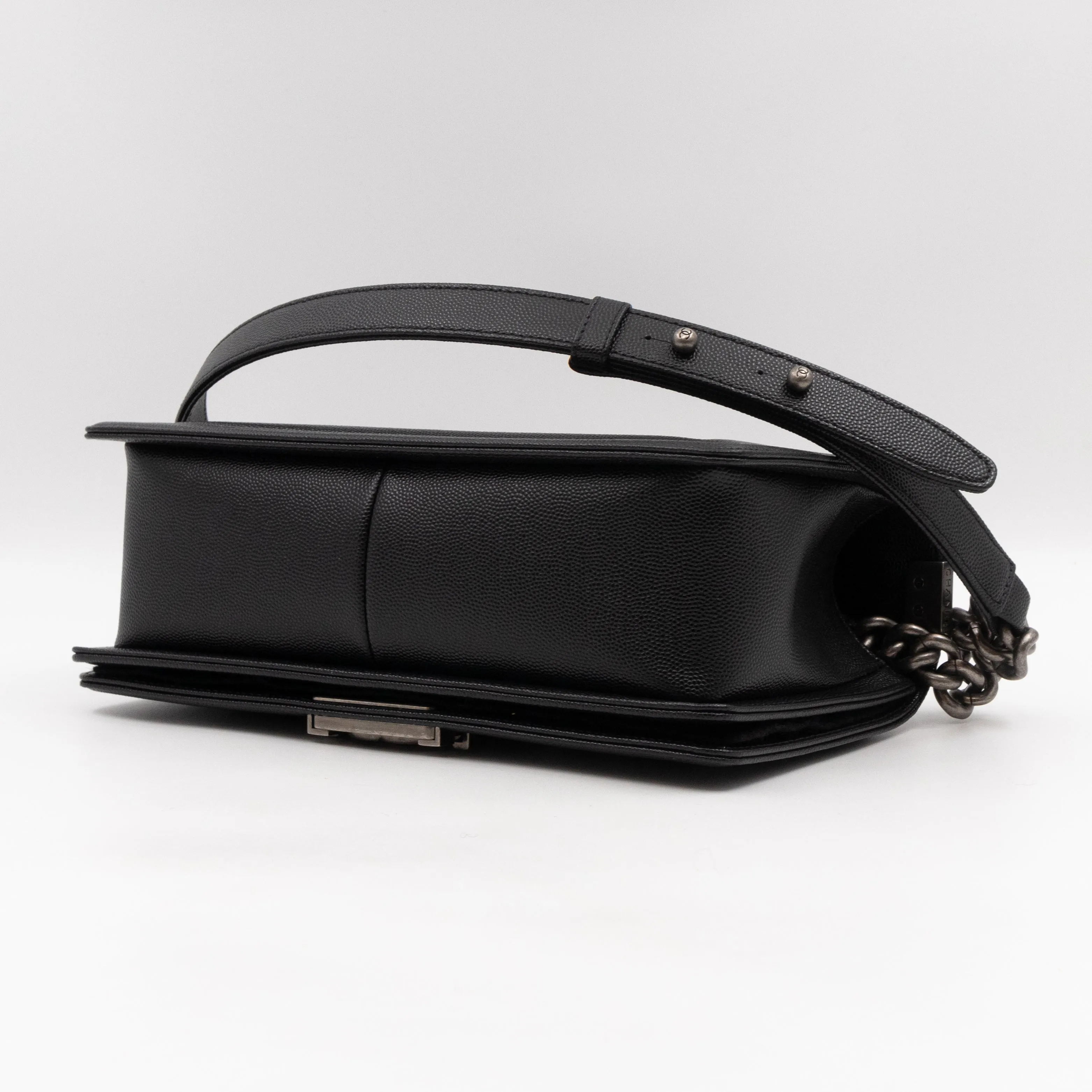 Boy Bag Medium Caviar Leather