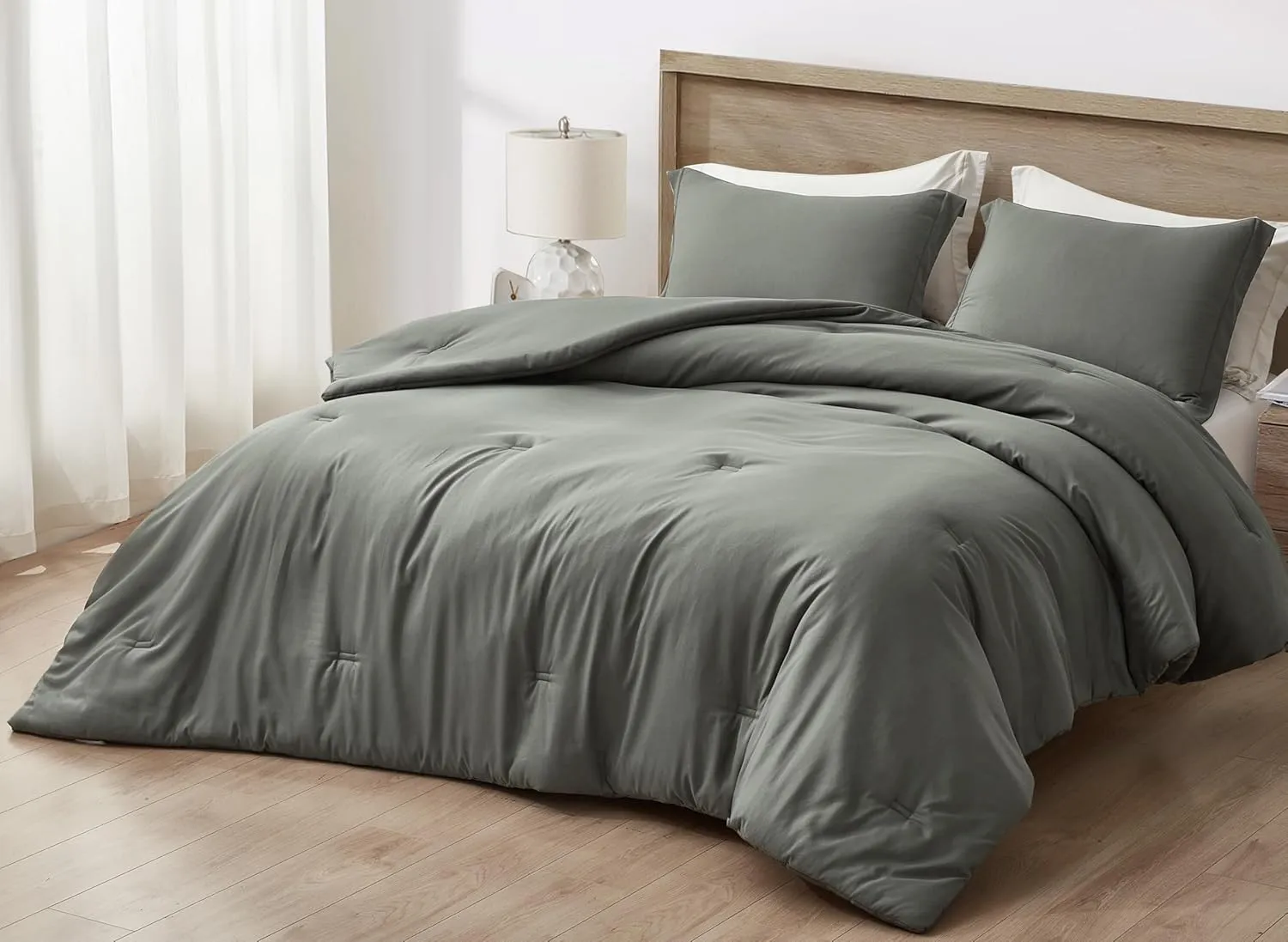 Chezmoi Collection Cliff 3-Piece Lightweight Cooling Comforter Set, Oversized King - Rayon Derived from Bamboo & Polyester Blended, Soft Breathable Bedding for Hot Sleepers, Dark Gray