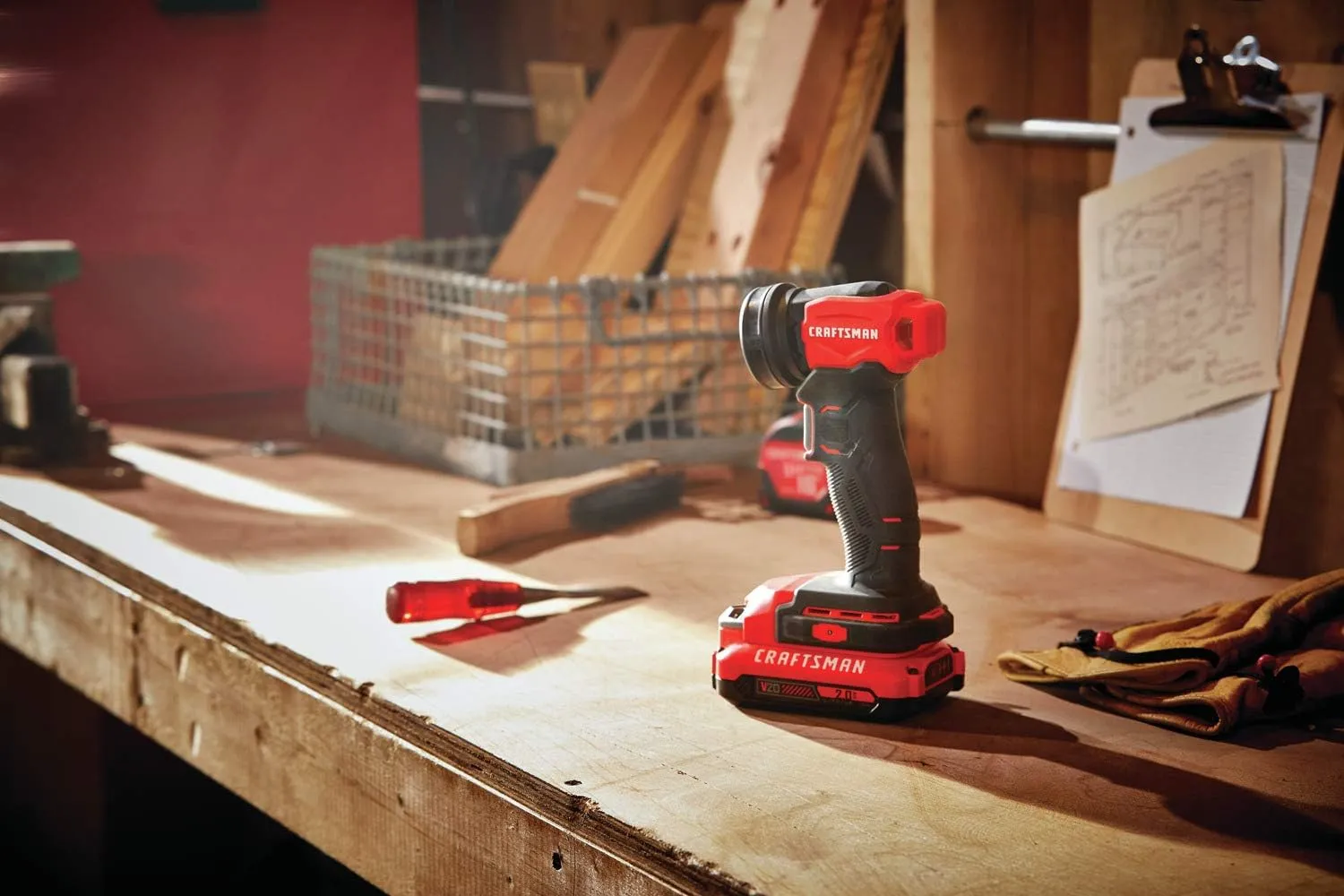 CRAFTSMAN V20 LED Work Light, Cordless Handheld, 140 Lumens, Bare Tool Only (CMCL020B)
