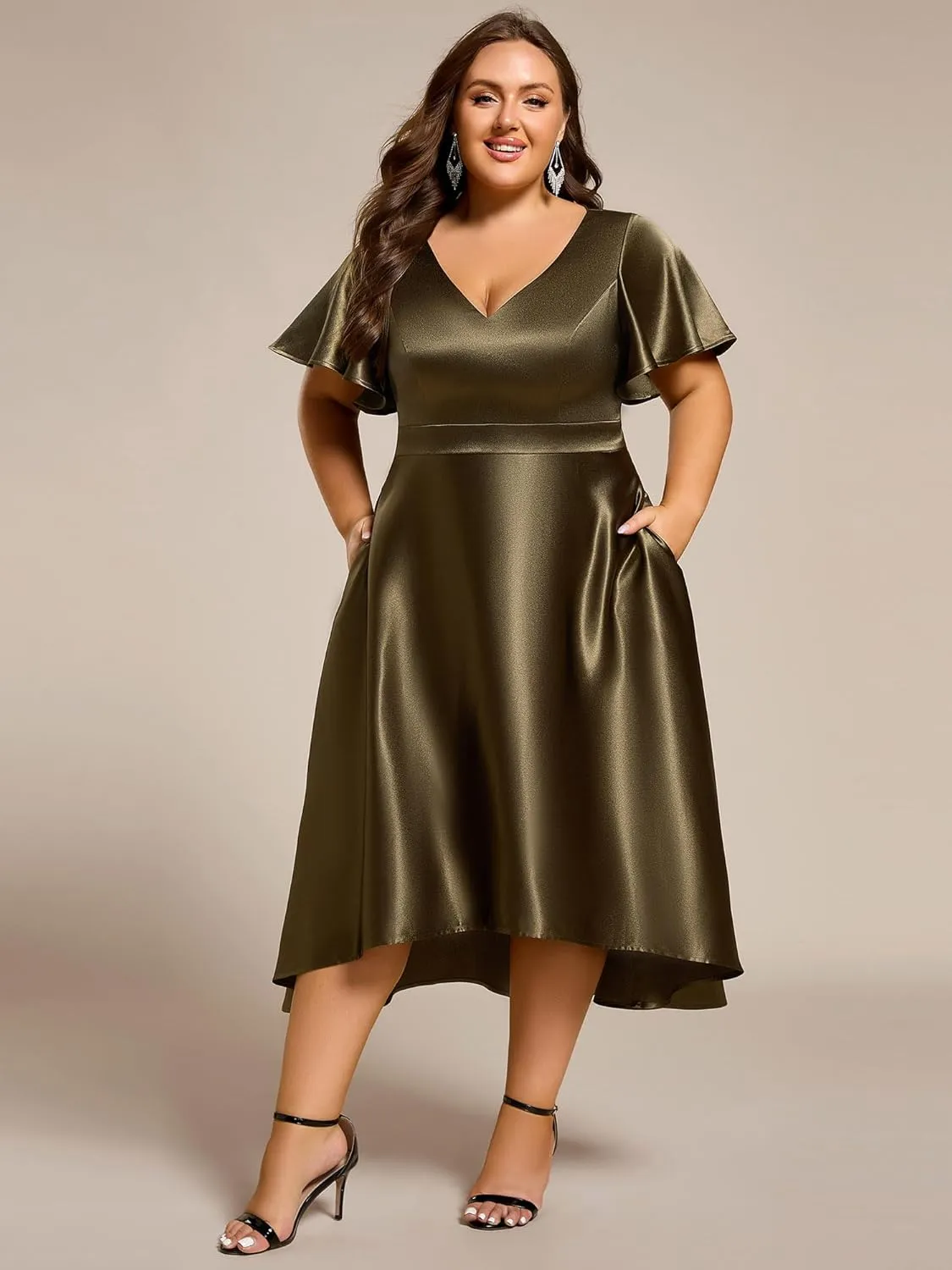 Ever-Pretty Summer V Neck Satin Short Sleeves Plus Size Formal Wedding Guest Dresses for Curvy Women with Pockets