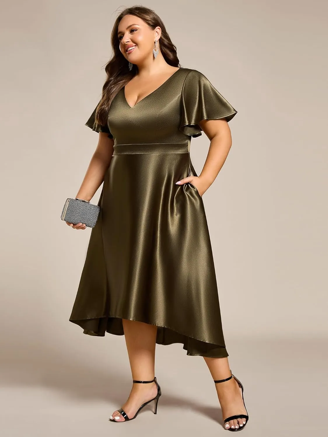 Ever-Pretty Summer V Neck Satin Short Sleeves Plus Size Formal Wedding Guest Dresses for Curvy Women with Pockets