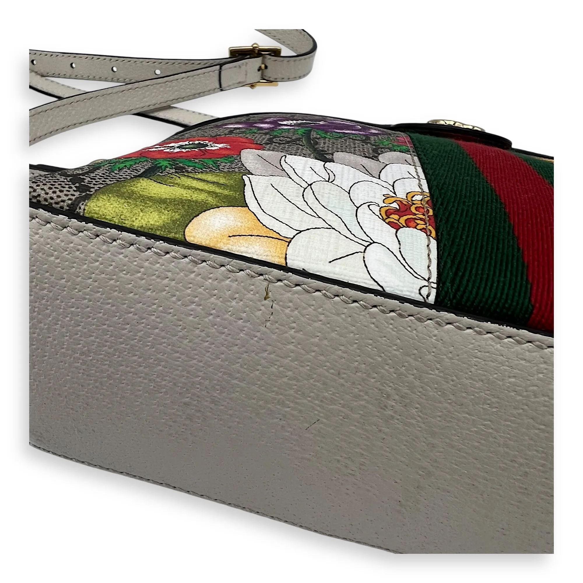 GG Crossbody Bag White in Coated Canvas, Gold hardware
