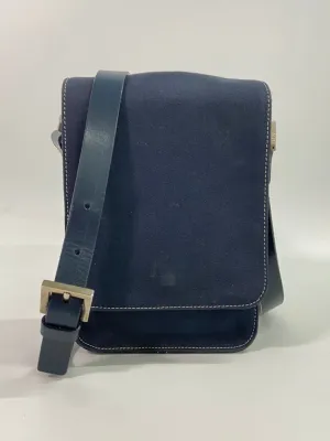 Messenger Crossbody 5-star rated Canvas Bag Sleek and smooth FENDI Navy Retro