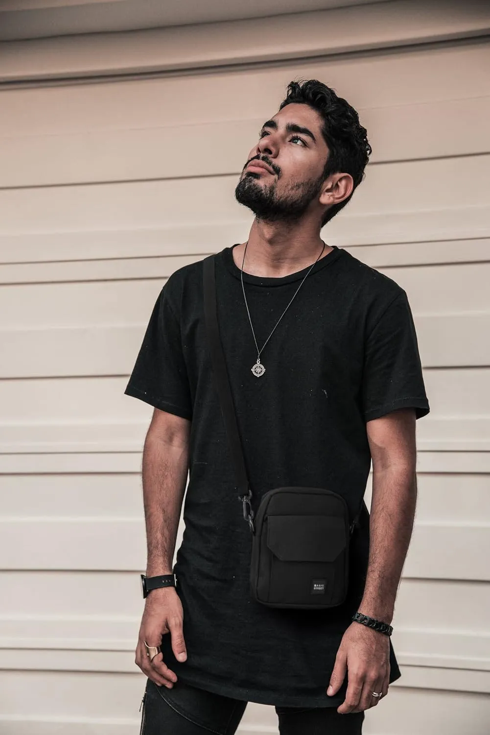 PAUBACK Crossbody Bag for Mens,Travel Passport Wallet Bag for Men for Cell Phone, Small Neck Pouch Side Shoulder Bag for Men