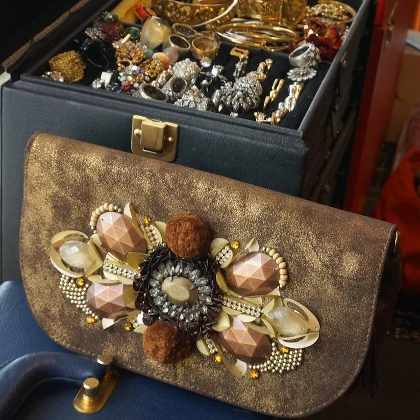 Pendula Embellished Evening Bag | Limited Edition Metallic Leather – Havana & Co.