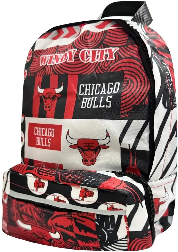 Pro Specialties Group Chicago Bulls Transformable 2-in-1 Mini Backpack: Convertible, Stylish, water-resistant travel belt bag.