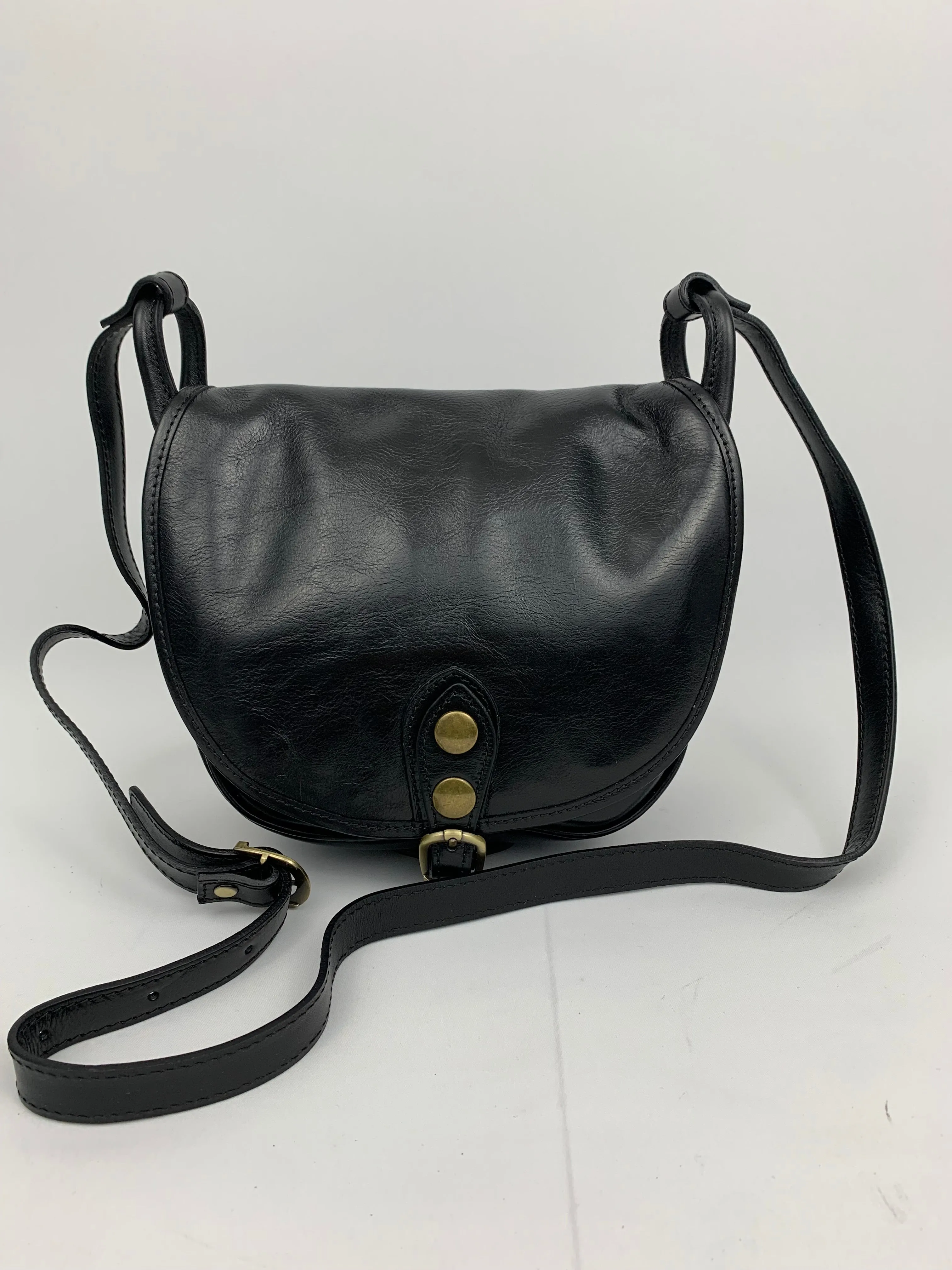 ROME - Italian Genuine leather messenger bag - black