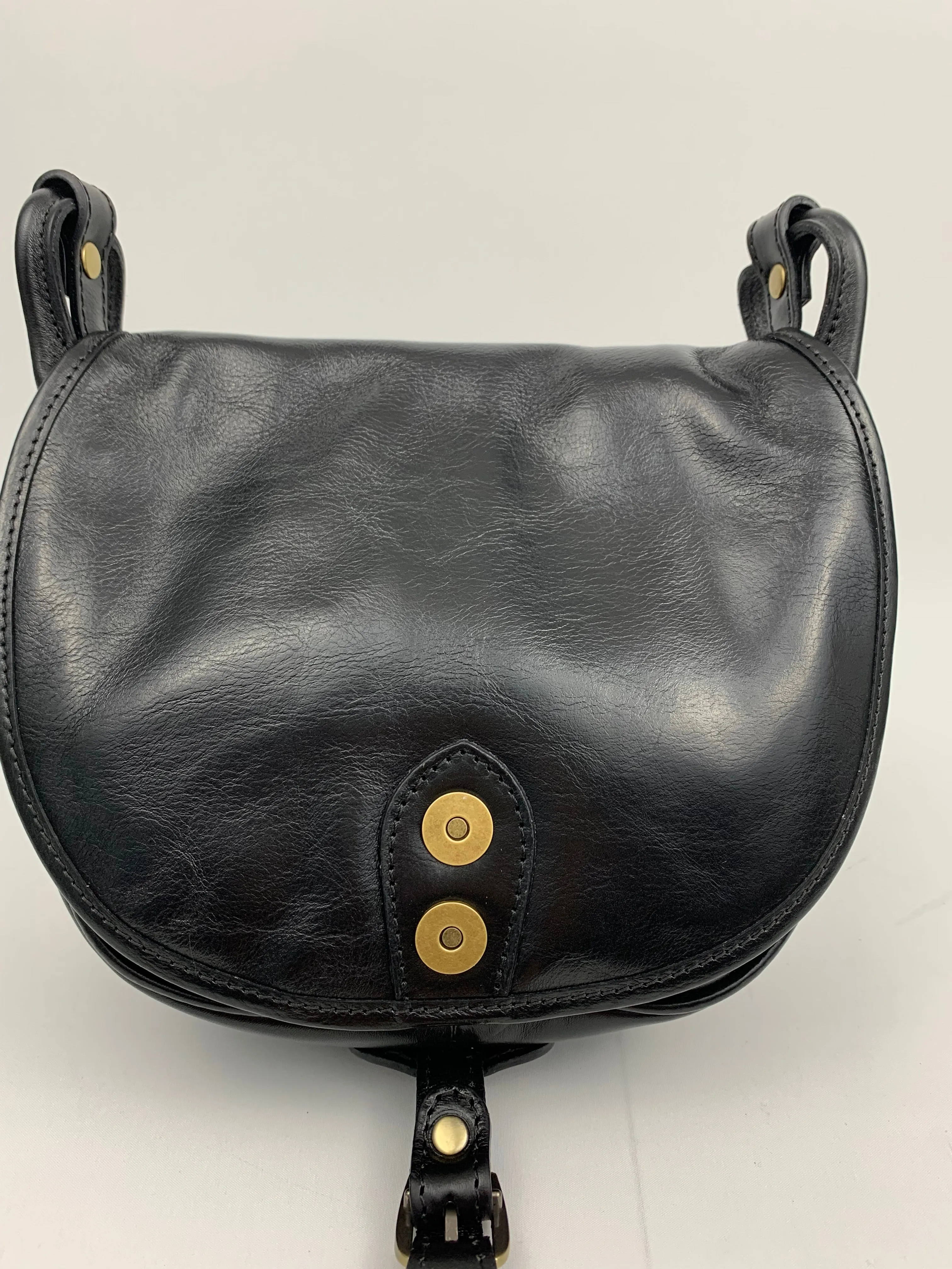 ROME - Italian Genuine leather messenger bag - black