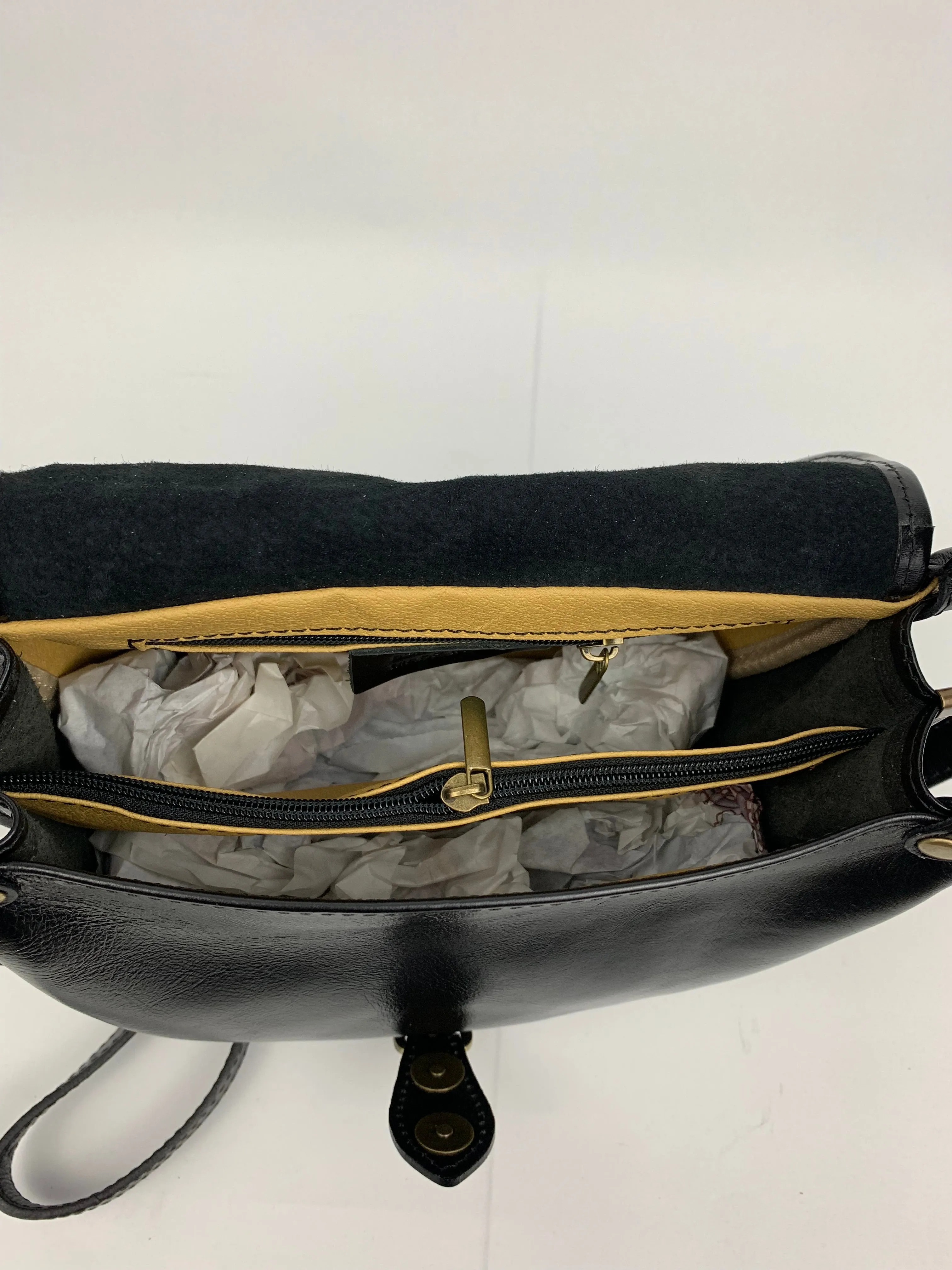 ROME - Italian Genuine leather messenger bag - black