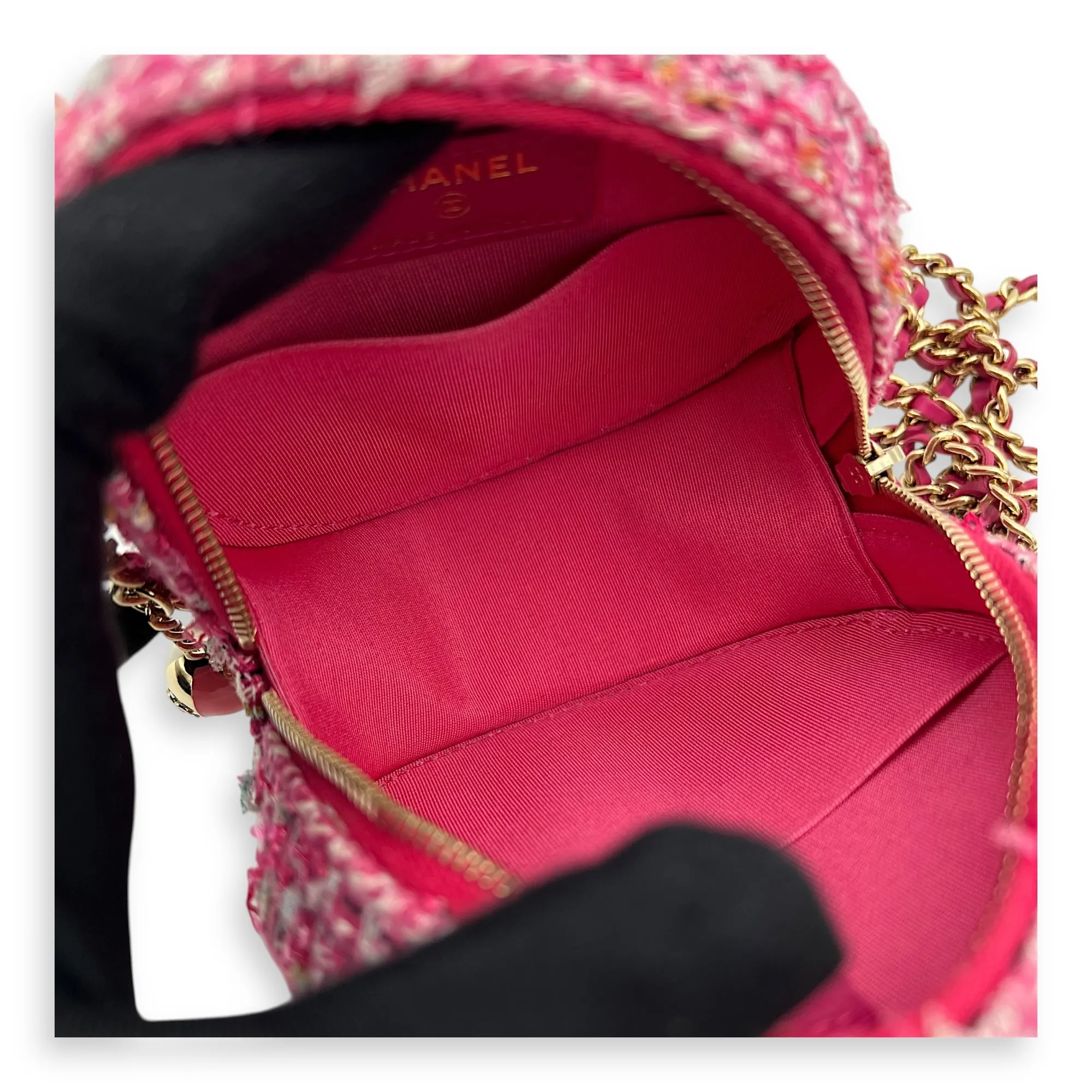 Round CC Pink Crossbody Bag in Tweed, Gold hardware