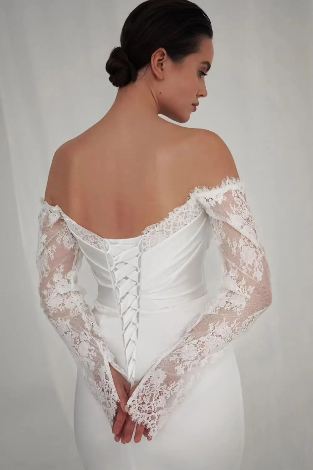Simple Mermaid Wedding Dresses for Bride 2025 Boho Beach Satin Bridal Gown for Wedding with Sleeves Train