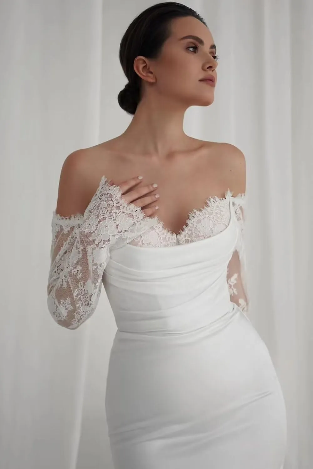 Simple Mermaid Wedding Dresses for Bride 2025 Boho Beach Satin Bridal Gown for Wedding with Sleeves Train