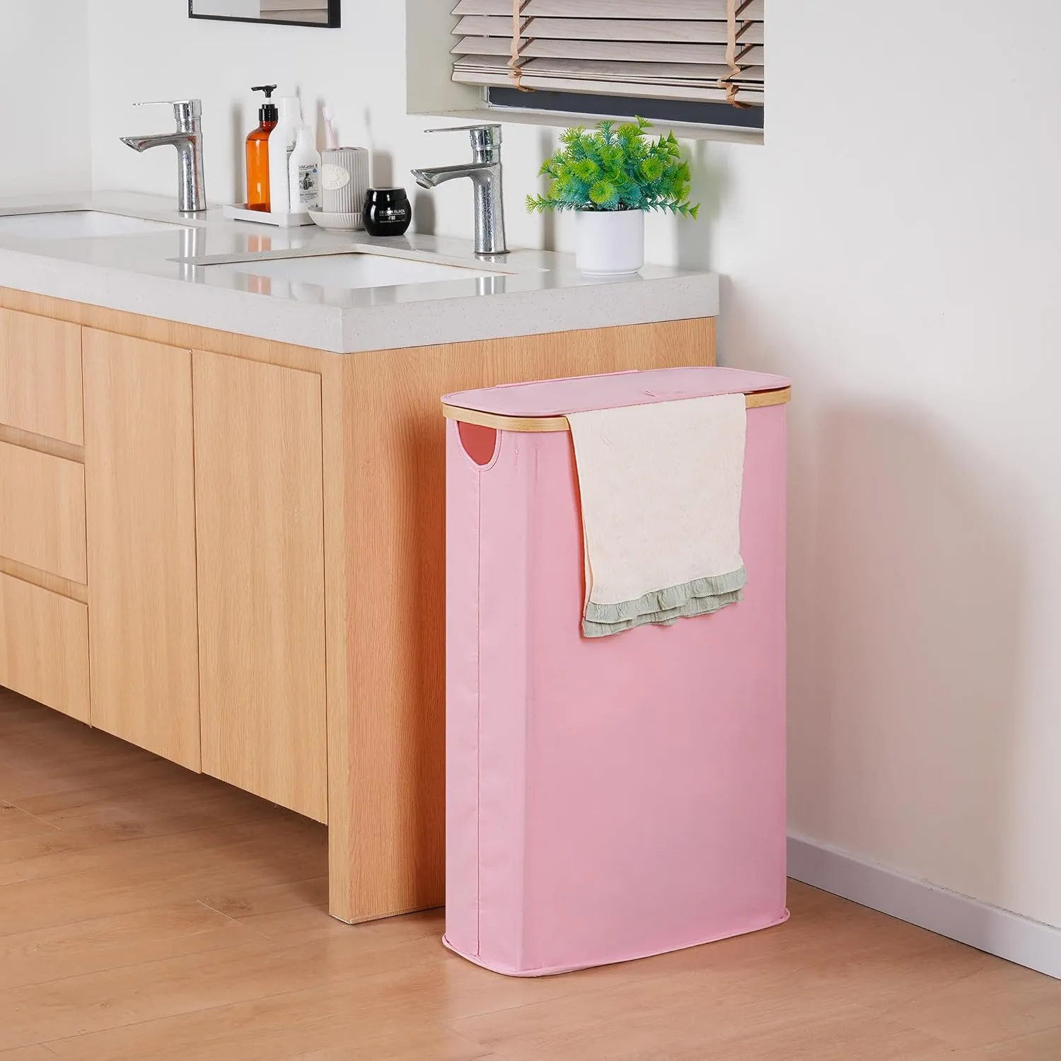 Slim Laundry Basket with Lid, Narrow Laundry Hamper with Removable Bag, Skinny Dirty Clothes Basket with Bamboo Handles for Bathroom, Bedroom & Laundry Room, 63L Pink