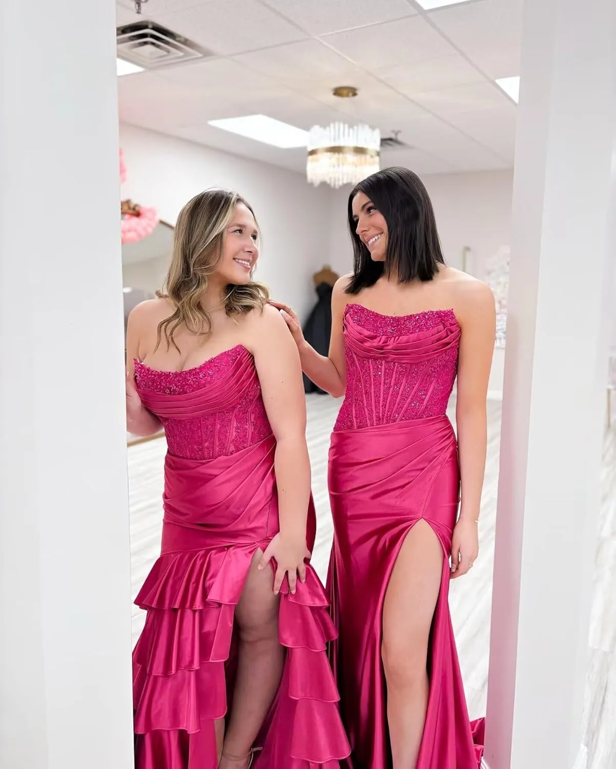 Strapless Tiered Long Prom Dresses Satin Appliques Mermaid Formal Party Dress Evening Gowns with Slit