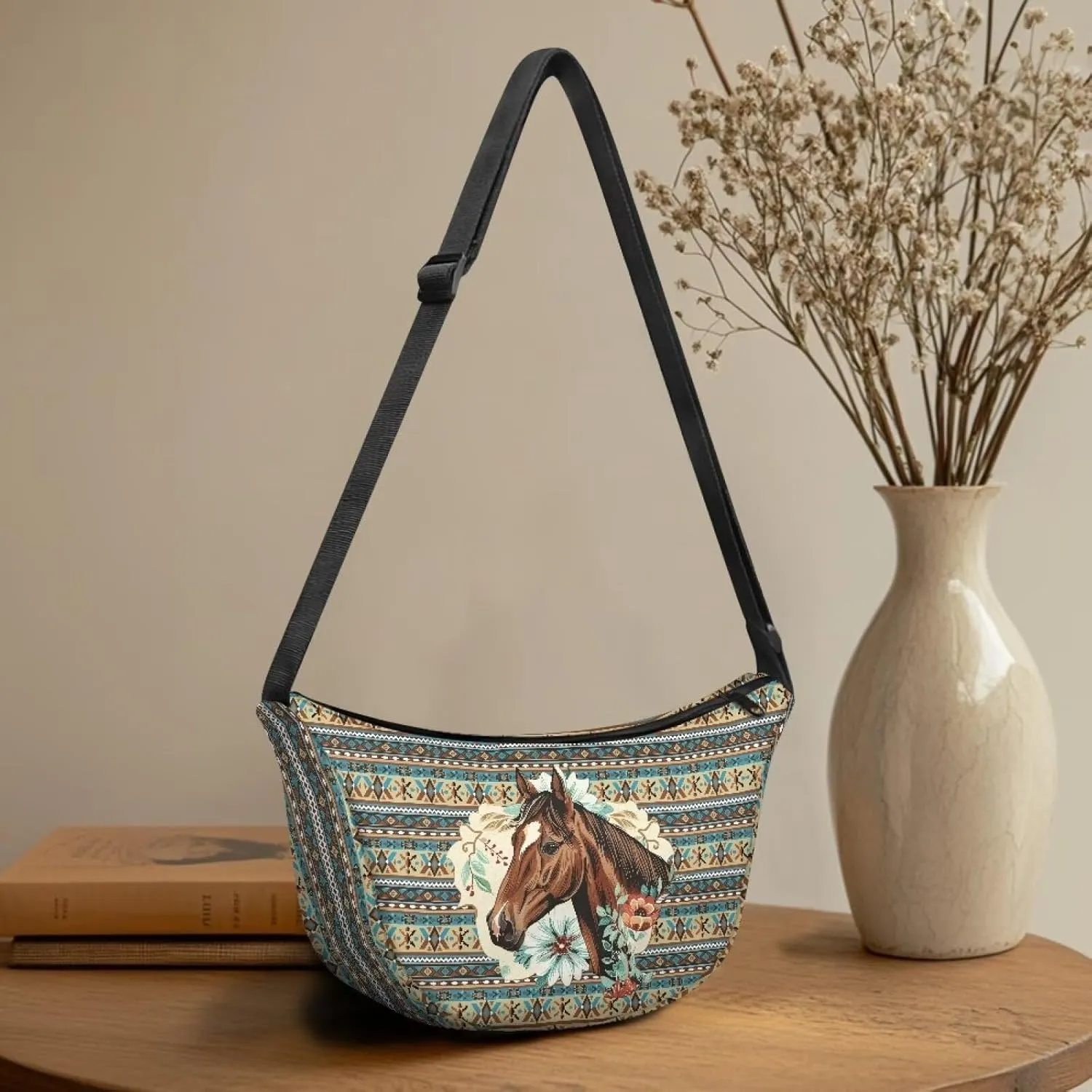 Trendy Crescent Crossbody Bag for Women Men Classic Sling Dumpling Bag Small Casual Handbag Travel Work Fanny Pack