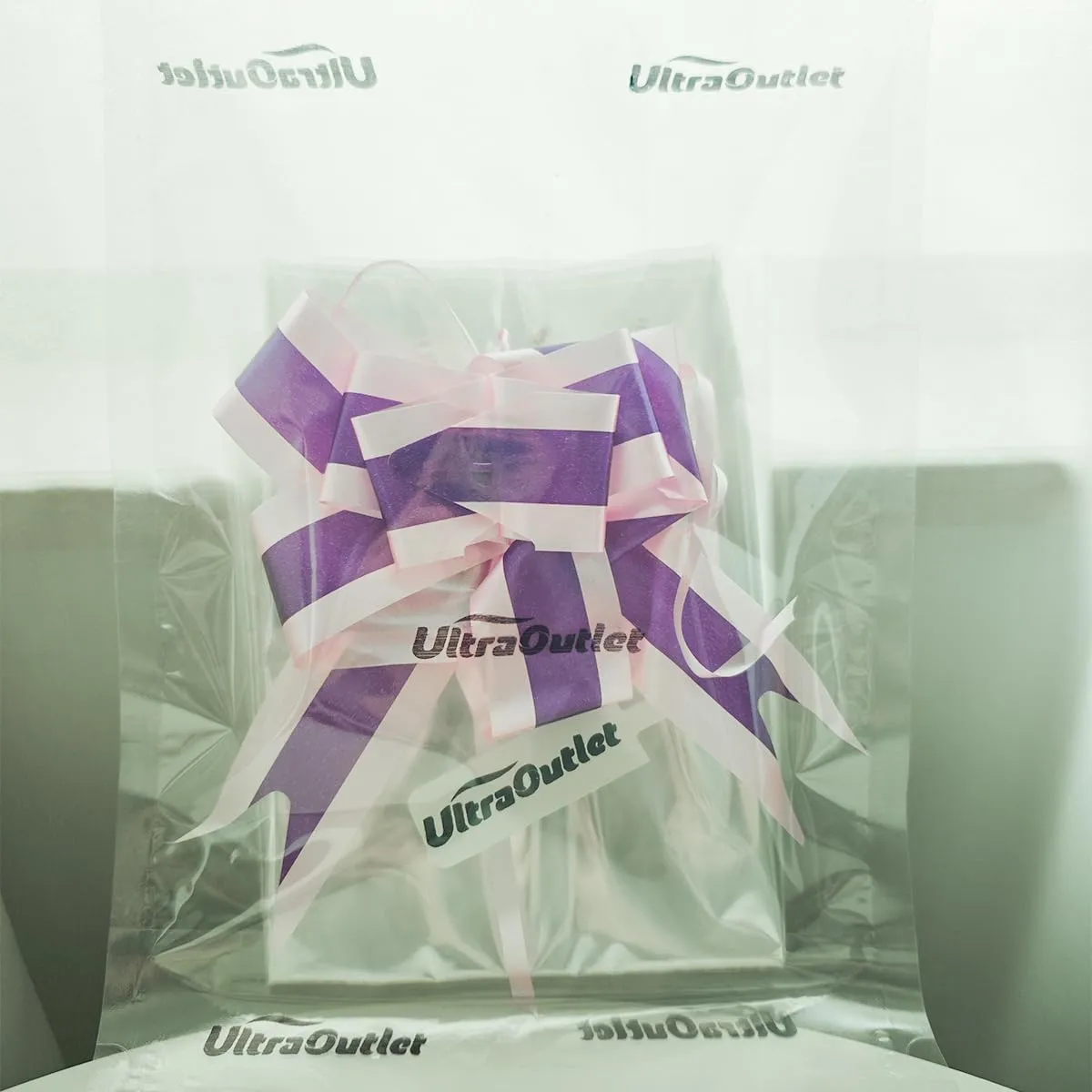 UltraOutlet 50 Packs Large Cellophane Bags 18" X 24" Clear Cellophane Gift Basket Wraps 2.3 Mil Thick Clear Cello Bags for Basket, 50ct Ribbon Bows Ribbons and Bows, not of Paper, for Gift Wrapping