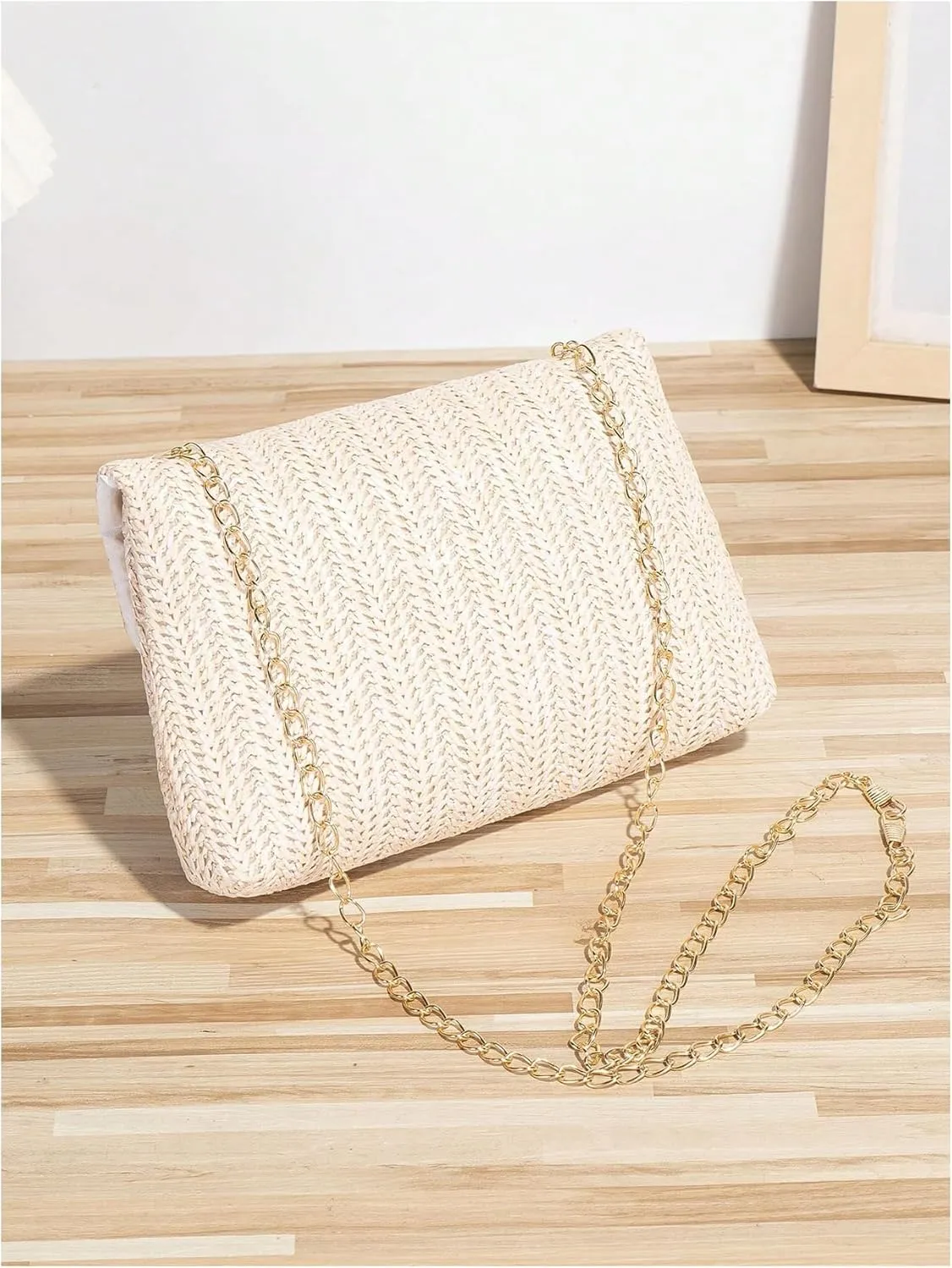 Verdusa Women's Buckle Metal Chain Straw Handbags Boho Woven Flap Crossbody Shoulder Bags