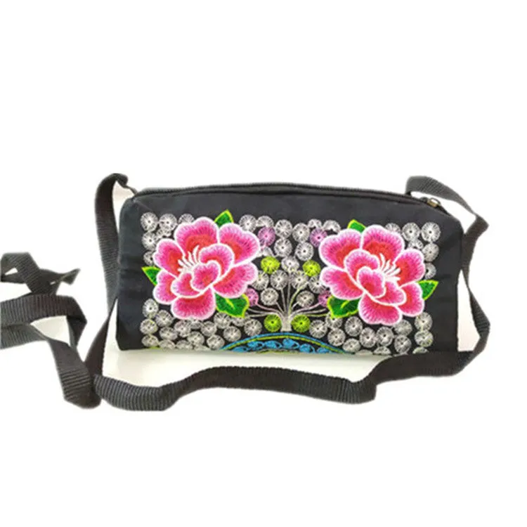 Wholesale Yunnan National Style Embroidery Clutch Crossbody Bags