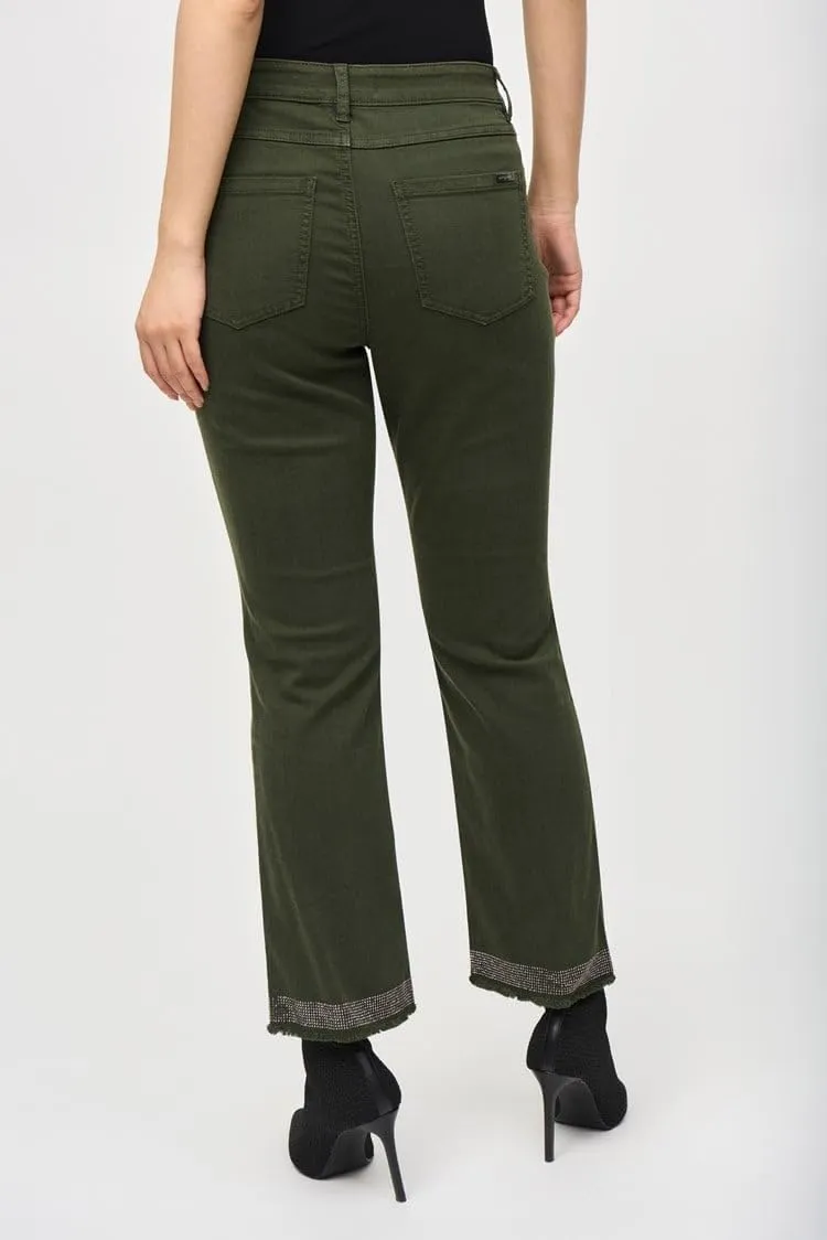 Women's Classic Straight - Leg Jean with Frayed Hem