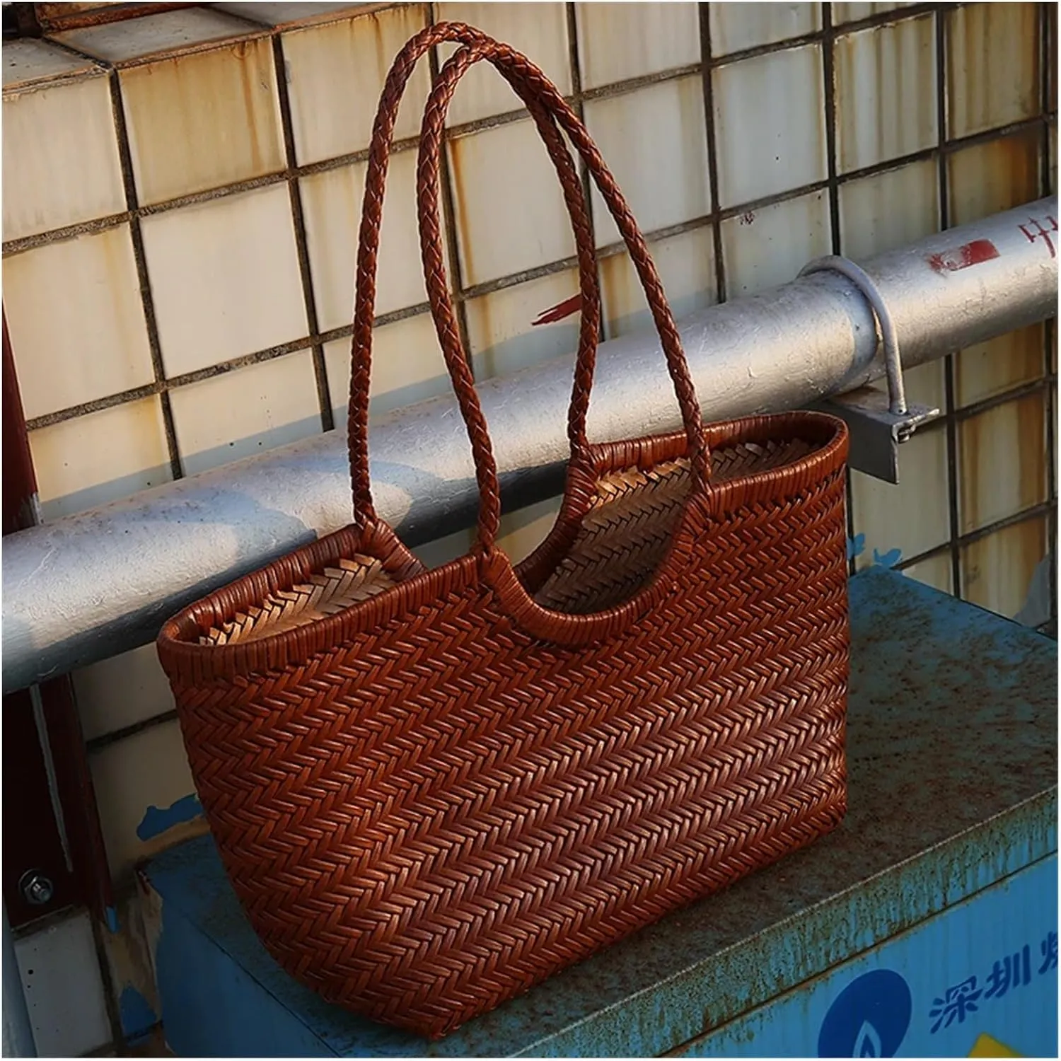 Women's Spring And Summer French Retro Tote Leather Woven Vegetable Basket Ins Irregular Shoulder Bag