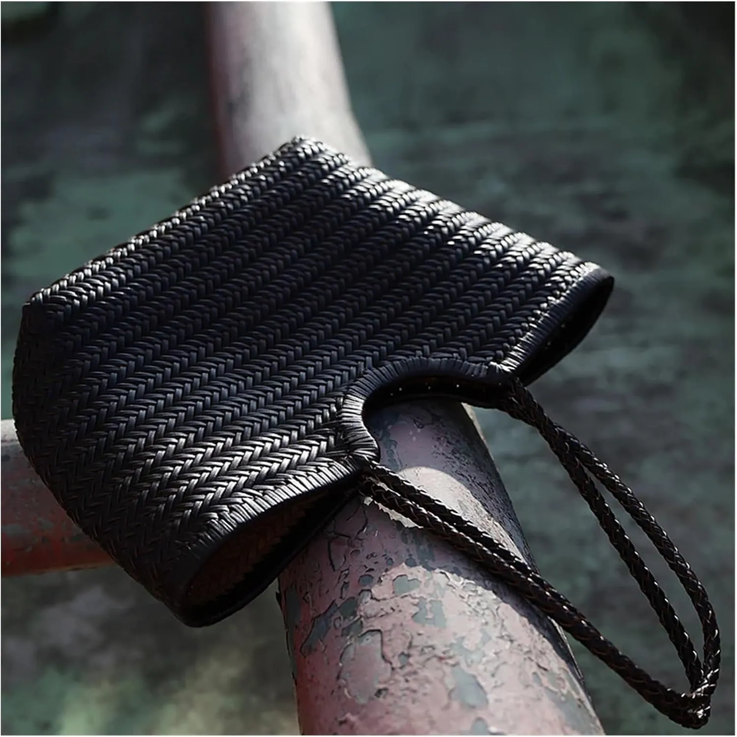 Women's Spring And Summer French Retro Tote Leather Woven Vegetable Basket Ins Irregular Shoulder Bag