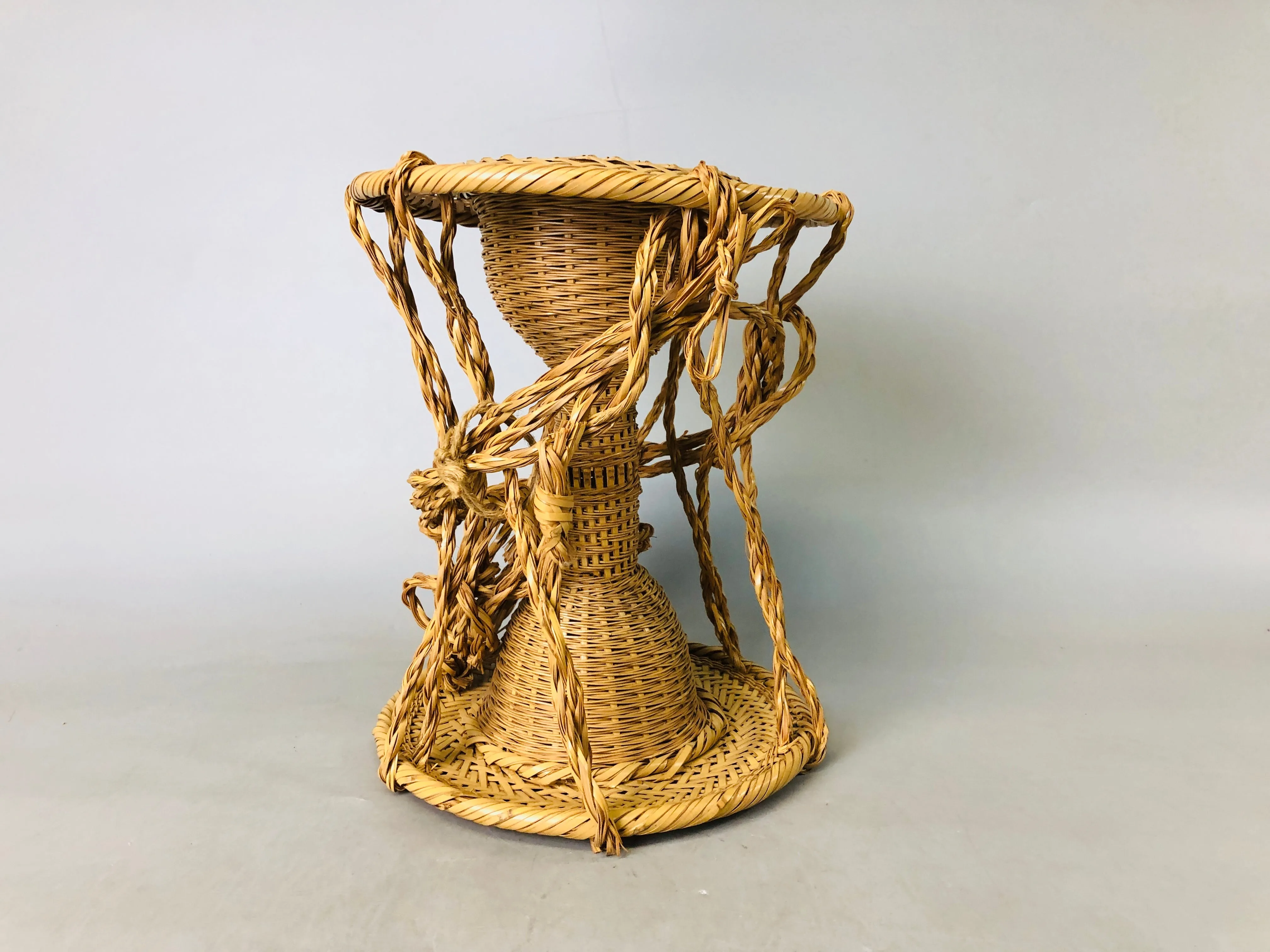 Y6877 [VIDEO] Bamboo Woven Basket signed box Japan ikebana floral arrangement interior