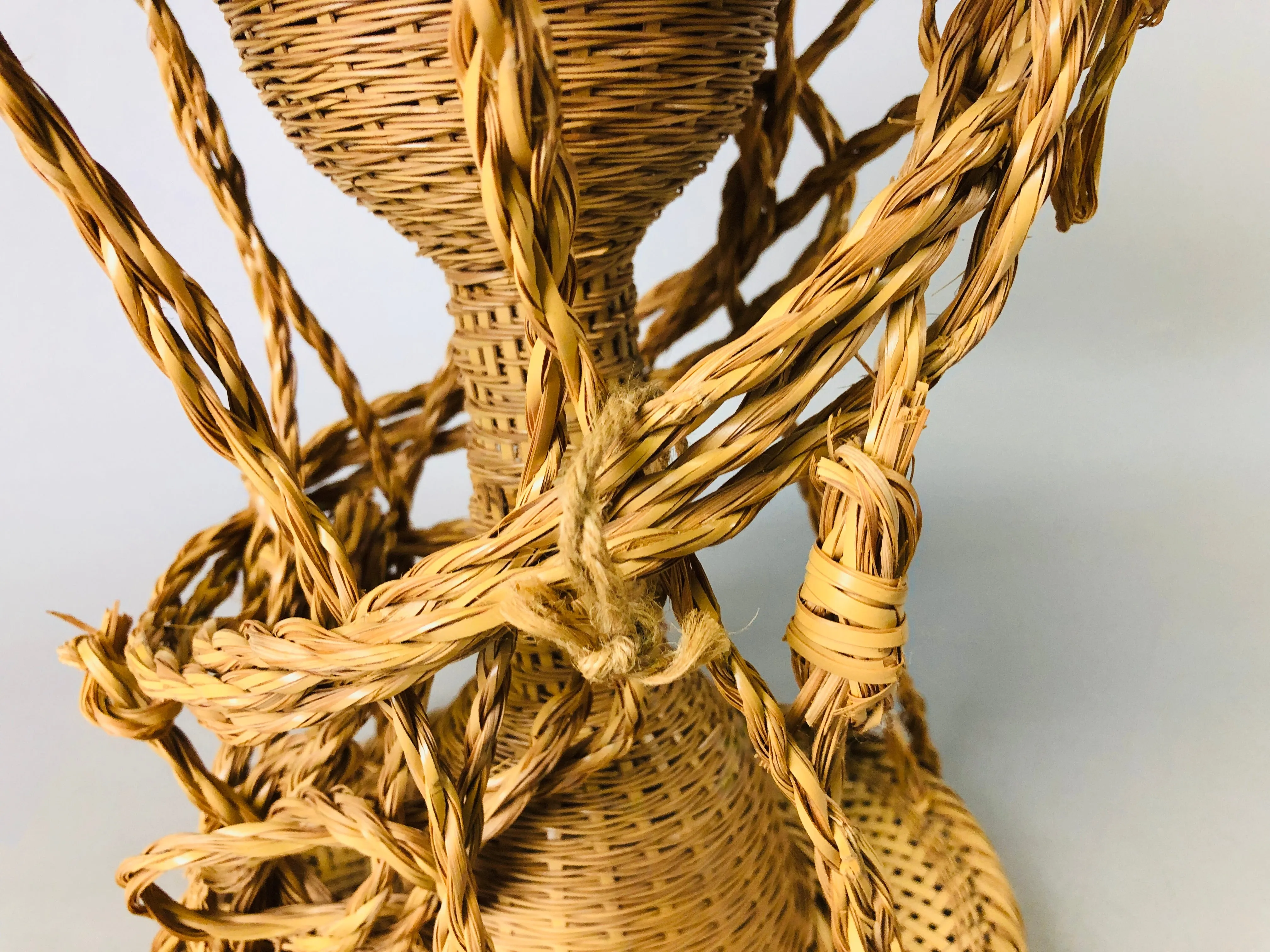 Y6877 [VIDEO] Bamboo Woven Basket signed box Japan ikebana floral arrangement interior
