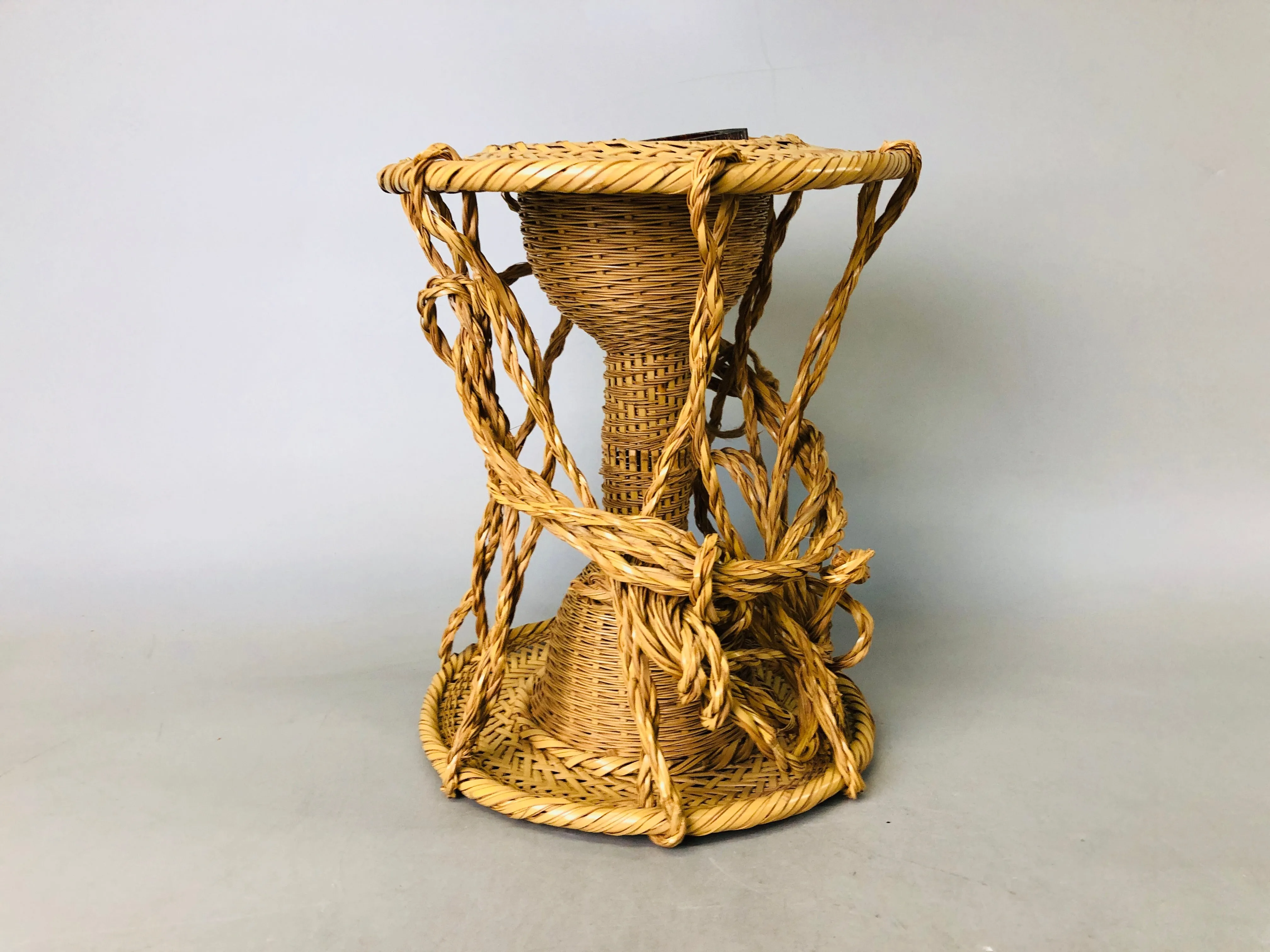 Y6877 [VIDEO] Bamboo Woven Basket signed box Japan ikebana floral arrangement interior