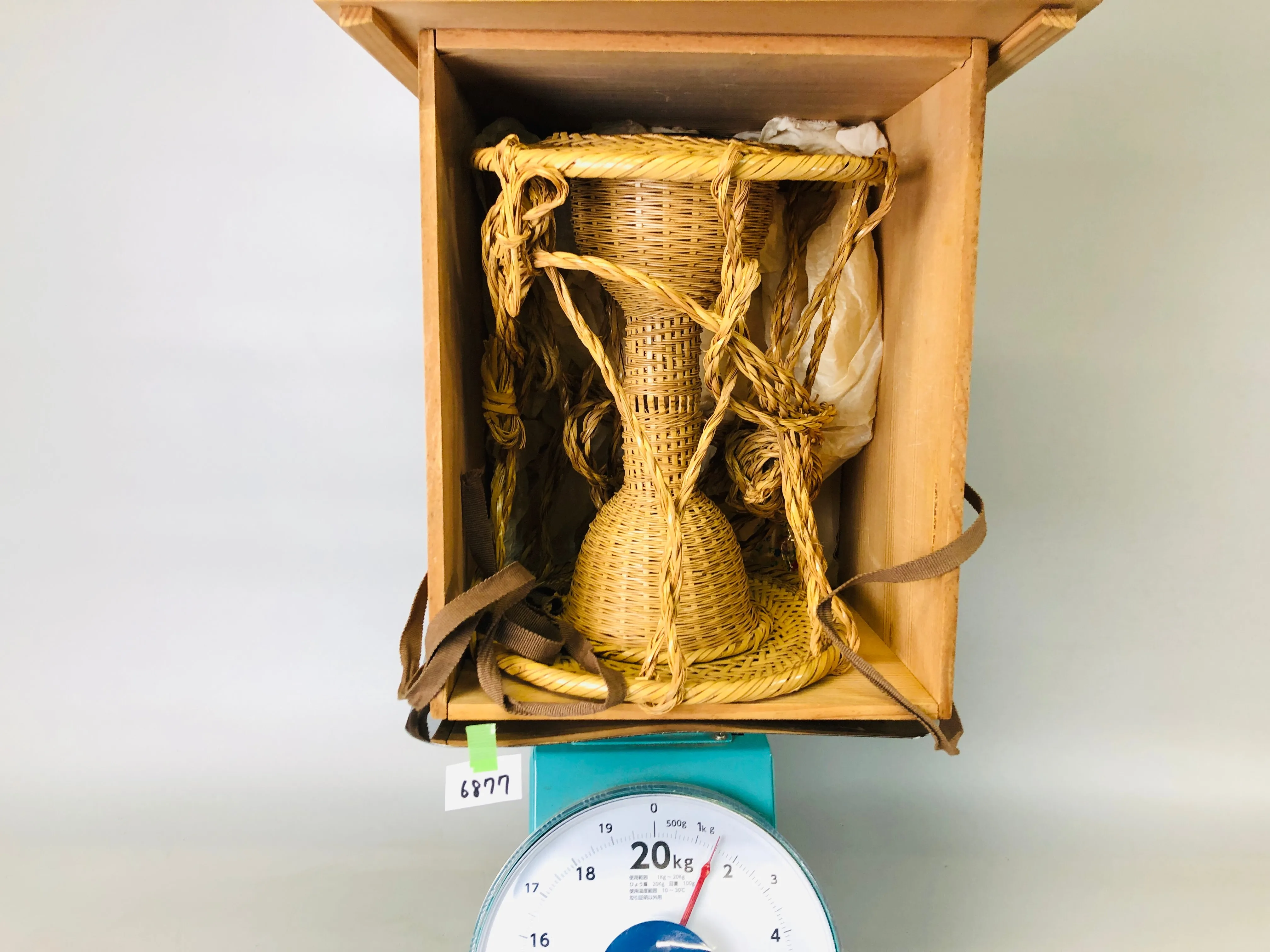 Y6877 [VIDEO] Bamboo Woven Basket signed box Japan ikebana floral arrangement interior